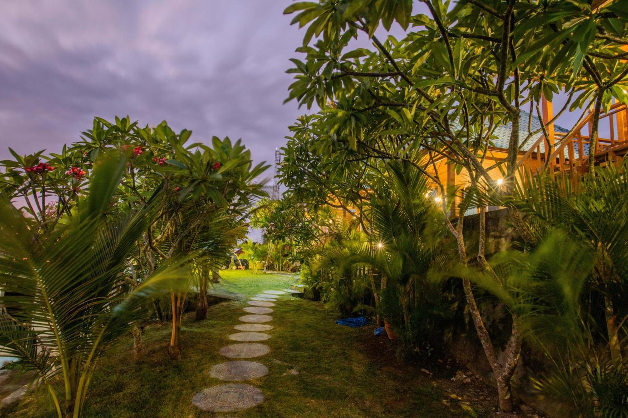 Tawe Ocean Blue Villa Lembongan Eksteriør billede